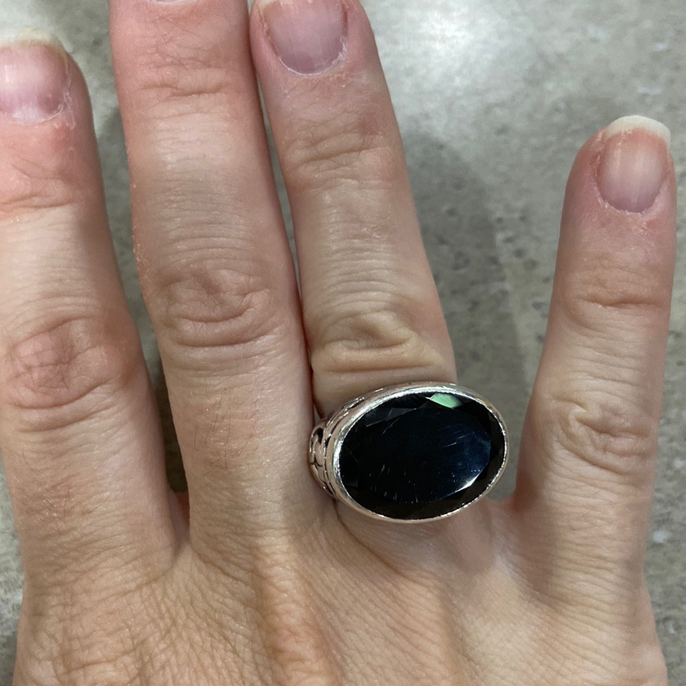 Silpada black charm ring EUC